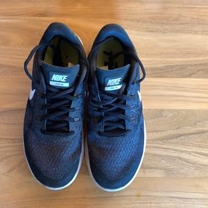 Nike Free Run Black and White